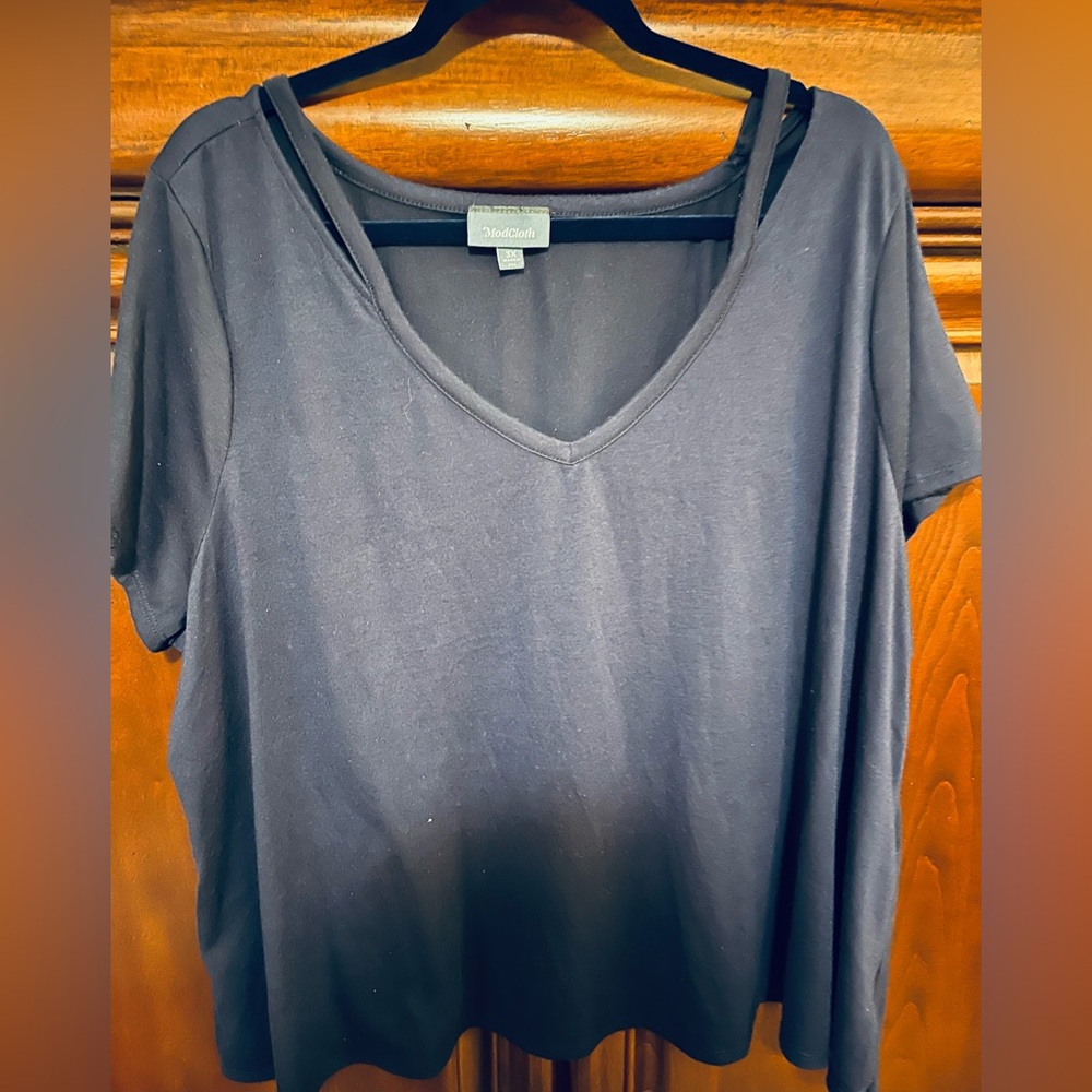 ModCloth Strappy Navy Blue V-Neck Short Sleeve Tee 3X